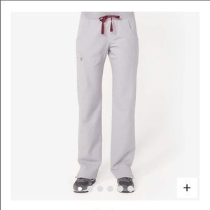 FIGS Kade cement NWOT